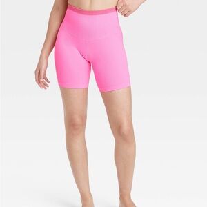 Seamless High-Rise Bike Shorts
6" - JoyLab™ Pink XXL NWT